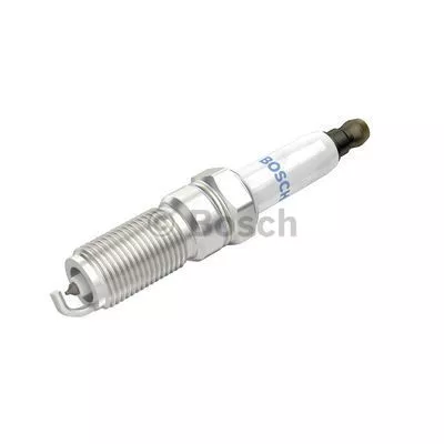 BOSCH 0 242 235 767 Свеча зажигания