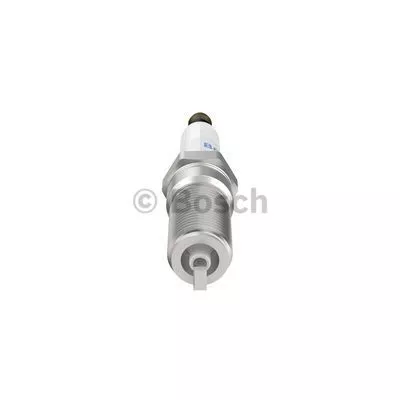 BOSCH 0 242 235 767 Свіча запалювання