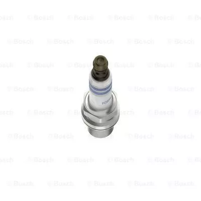 BOSCH 0 242 235 749 Свіча запалювання