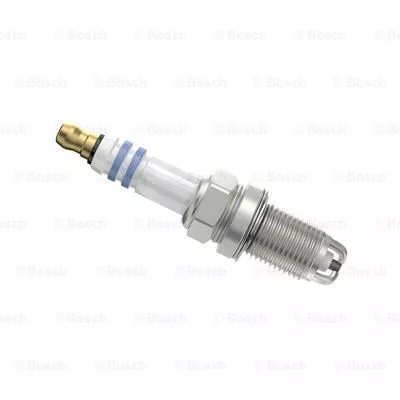 BOSCH 0 242 235 766 Свеча зажигания