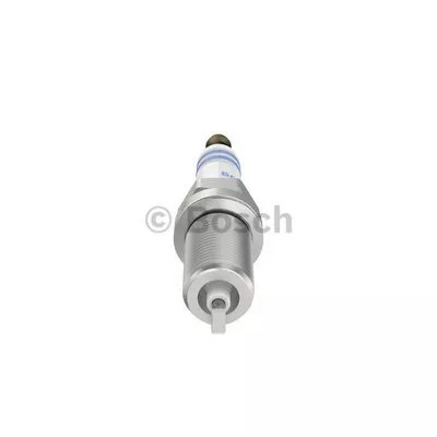 BOSCH 0 242 235 769 Свеча зажигания