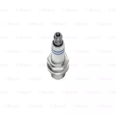 BOSCH 0 242 235 797 Свеча зажигания