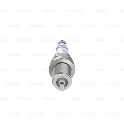 BOSCH 0 242 235 797 Свеча зажигания