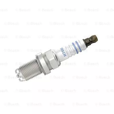 BOSCH 0 242 235 748 Свеча зажигания