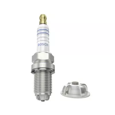BOSCH 0 242 240 587 Свеча зажигания