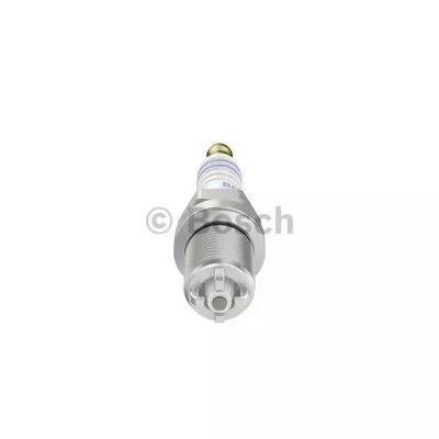 BOSCH 0 242 240 587 Свеча зажигания