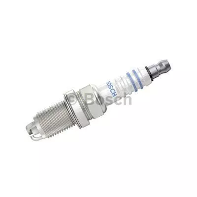 BOSCH 0 241 235 752 Свіча запалювання
