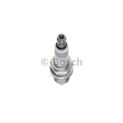 BOSCH 0 241 235 752 Свіча запалювання
