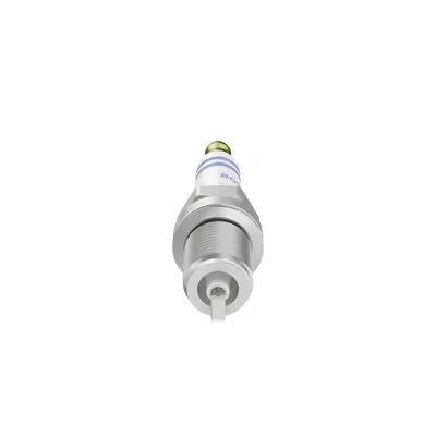 BOSCH 0 242 240 628 Свеча зажигания