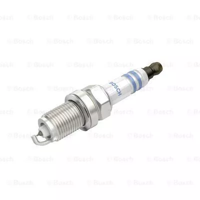 BOSCH 0 242 240 654 Свіча запалювання