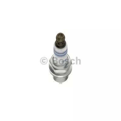 BOSCH 0 242 240 654 Свіча запалювання