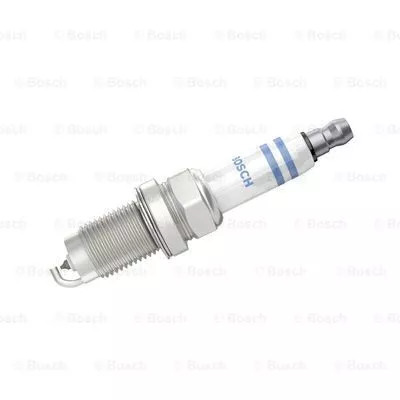 BOSCH 0 242 240 665 Свеча зажигания