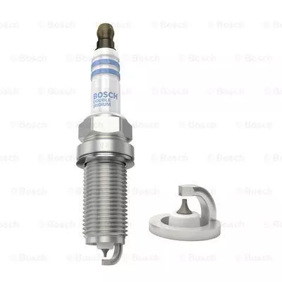 BOSCH 0242240715 Свіча запалювання