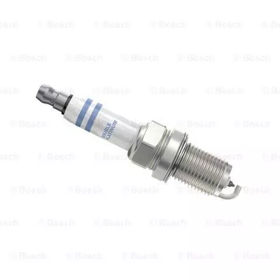 BOSCH 0 242 235 776 Свіча запалювання