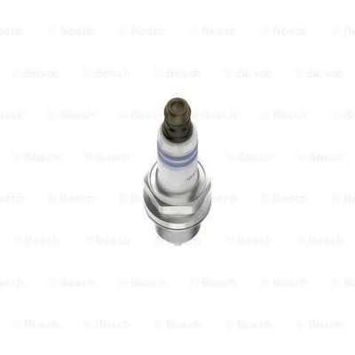 BOSCH 0 242 240 653 Свеча зажигания