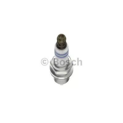 BOSCH 0 242 240 653 Свеча зажигания