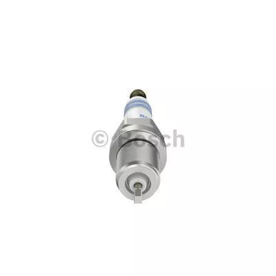 BOSCH 0 242 240 653 Свеча зажигания