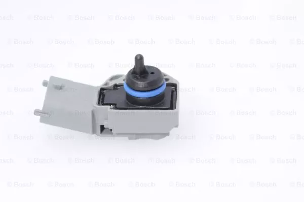 BOSCH 0 261 230 110 Датчик давления топлива