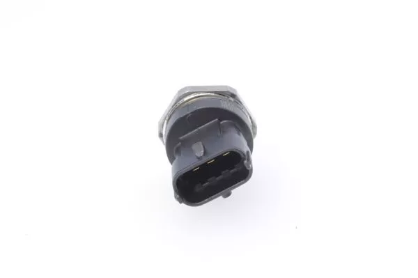 BOSCH 0261545038 Датчик давления топлива