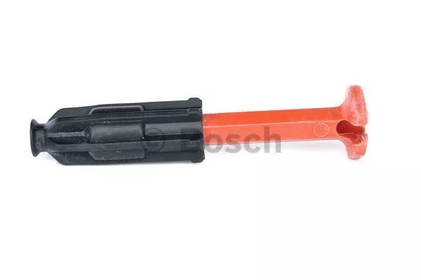 BOSCH 0 356 150 022 Свеча зажигания