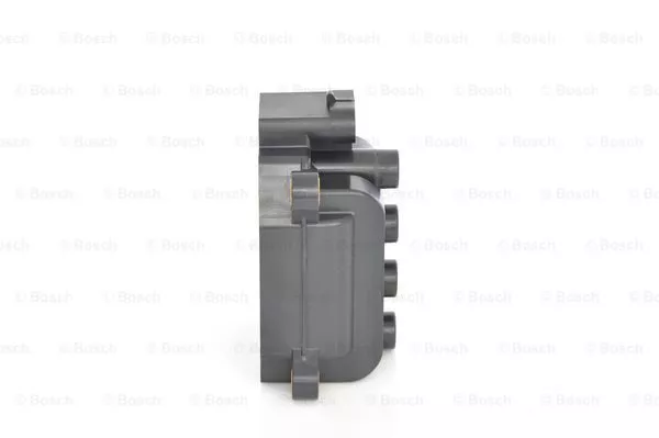 BOSCH 0 986 221 046 Котушка запалювання