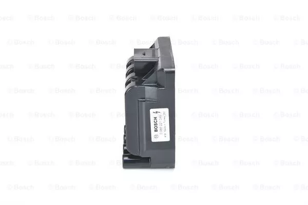 BOSCH 0 986 221 049 Котушка запалювання