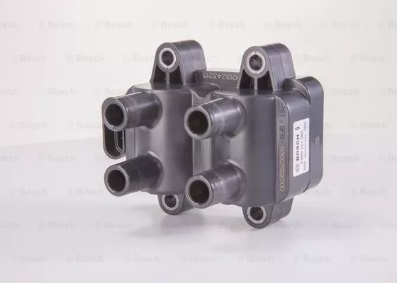BOSCH 0 986 221 060 Катушка зажигания