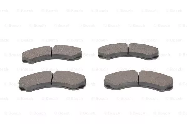 BOSCH 0 986 424 833 Тормозные колодки
