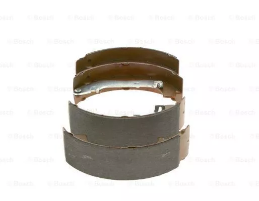 BOSCH 0 986 487 667 Тормозные колодки