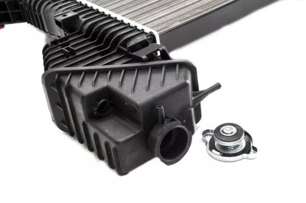 Thermotec D7M021TT Радиатор охлаждения двигателя