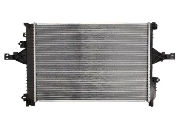 Thermotec D7V010TT Радіатор охолодження двигуна