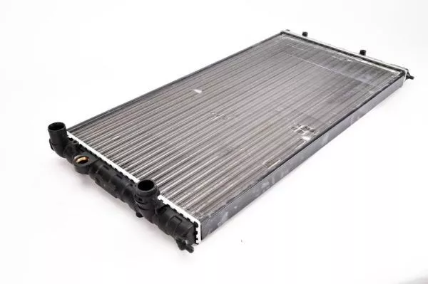Thermotec D7W049TT Радиатор охлаждения двигателя