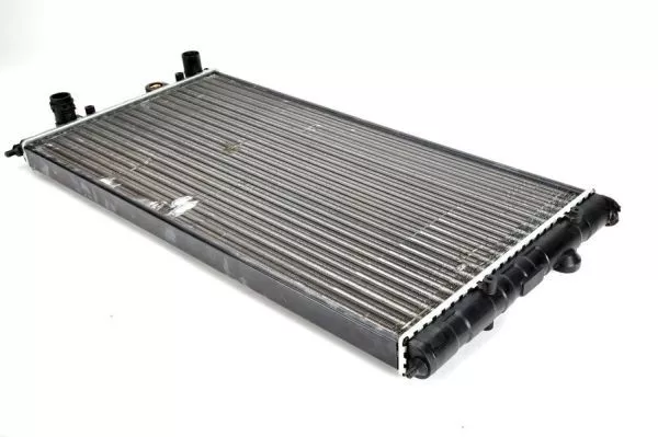 Thermotec D7W049TT Радиатор охлаждения двигателя