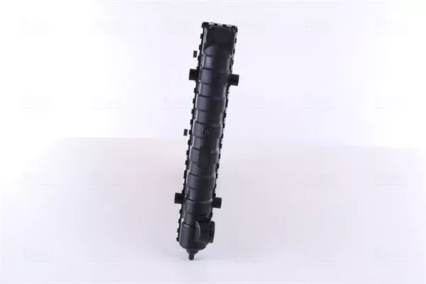 Nissens 651811 Радиатор охлаждения двигателя