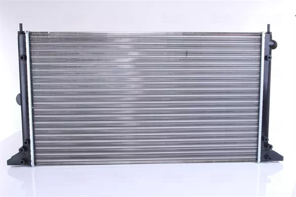 Nissens 67304 Радиатор охлаждения двигателя
